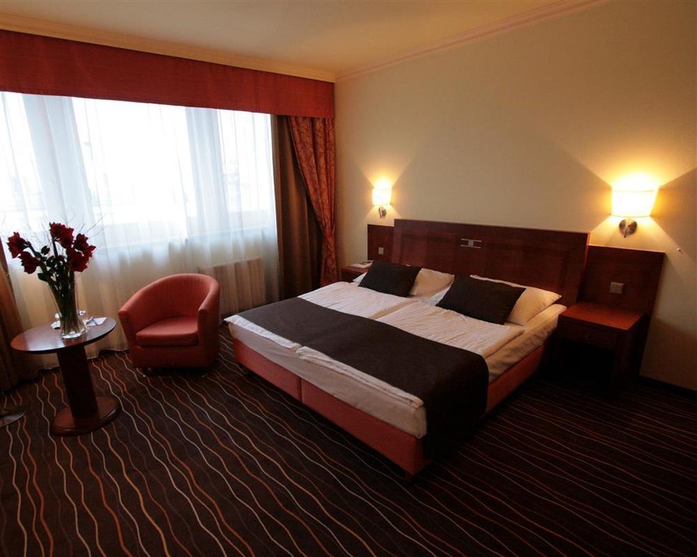 Luxury Family Hotel Bila Labut Prague Bilik gambar